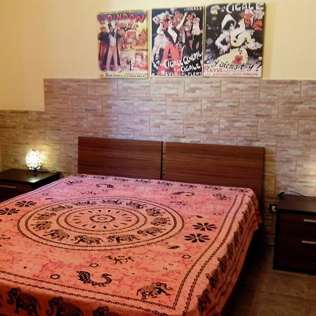 Bed&Breakfast La Casetta SantʼAlessio Siculo Rom bilde