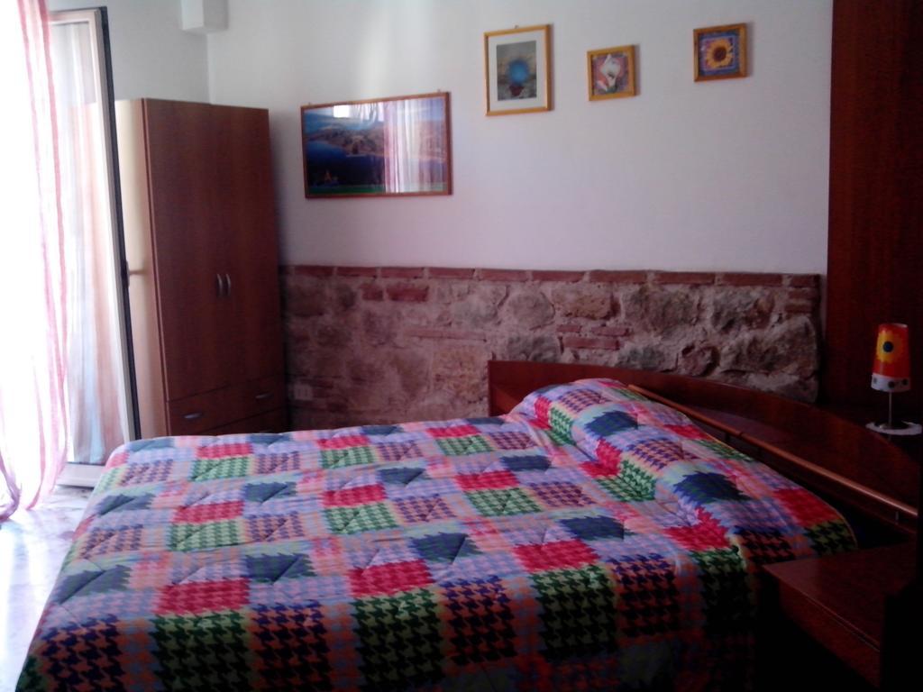 Bed&Breakfast La Casetta SantʼAlessio Siculo Rom bilde