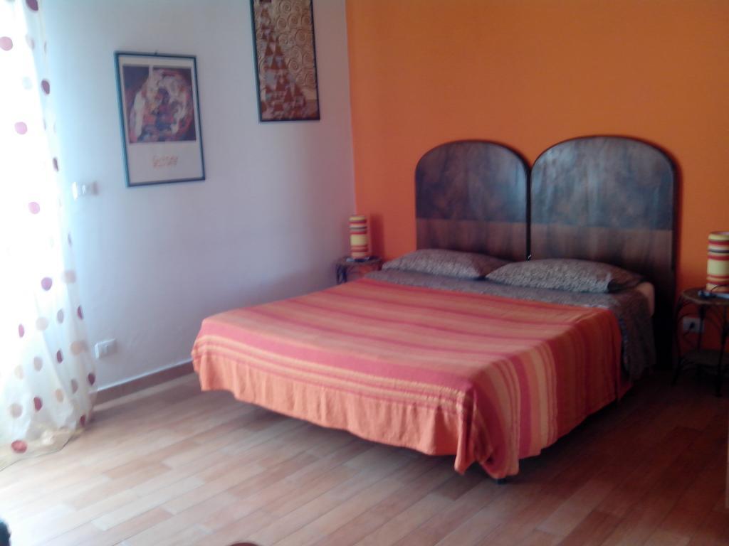Bed&Breakfast La Casetta SantʼAlessio Siculo Rom bilde