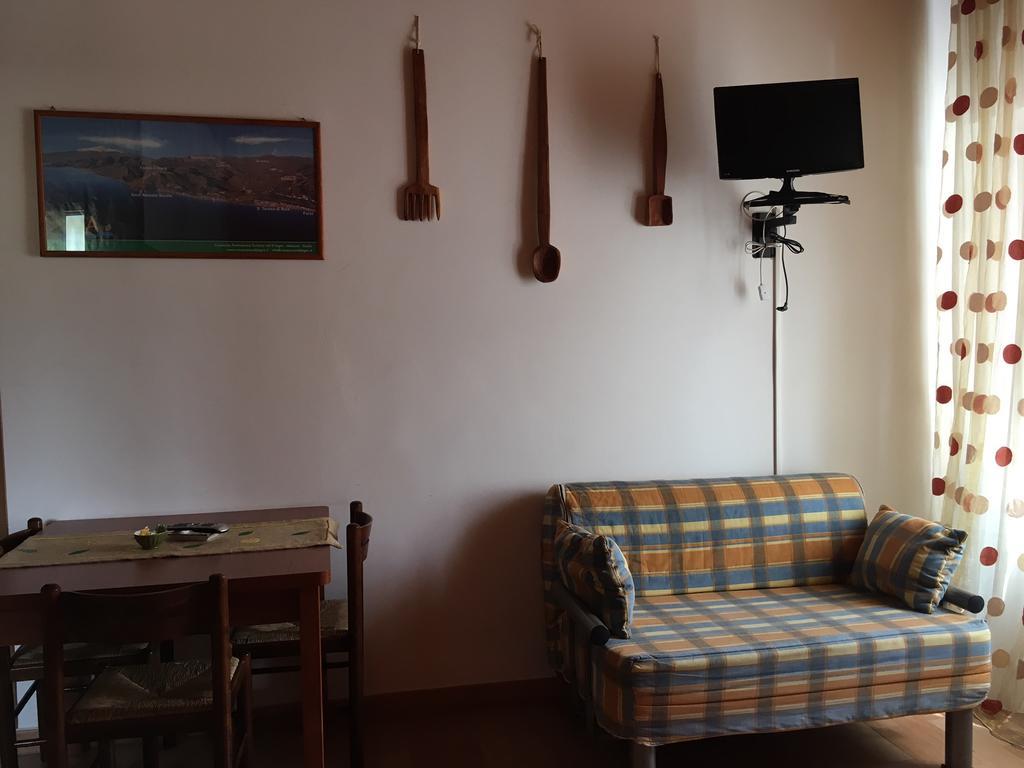 Bed&Breakfast La Casetta SantʼAlessio Siculo Eksteriør bilde