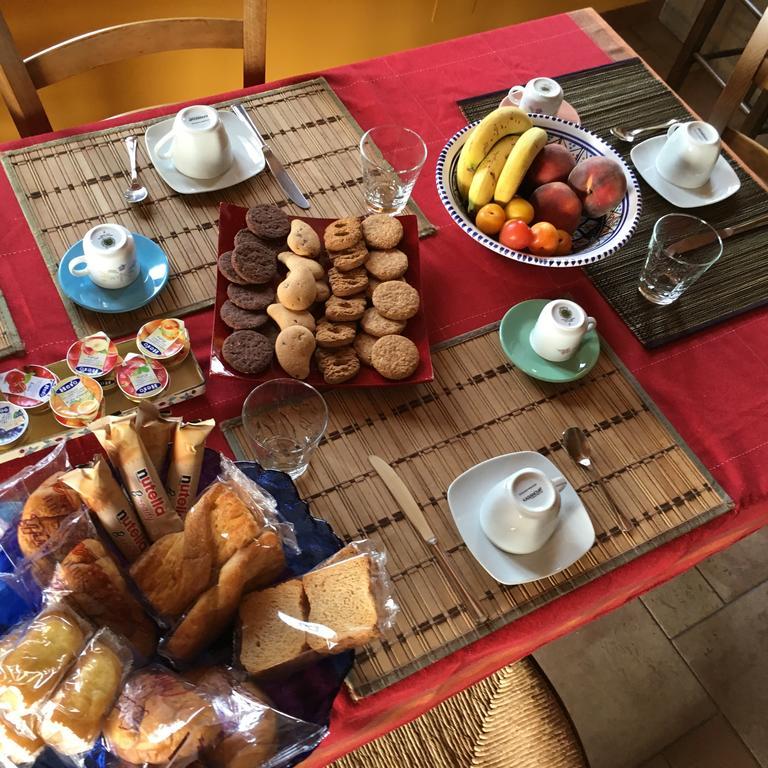 Bed&Breakfast La Casetta SantʼAlessio Siculo Eksteriør bilde