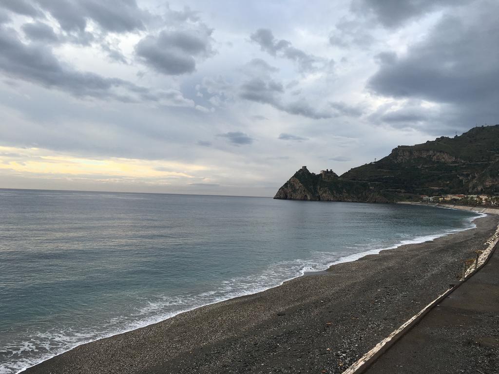 Bed&Breakfast La Casetta SantʼAlessio Siculo Eksteriør bilde