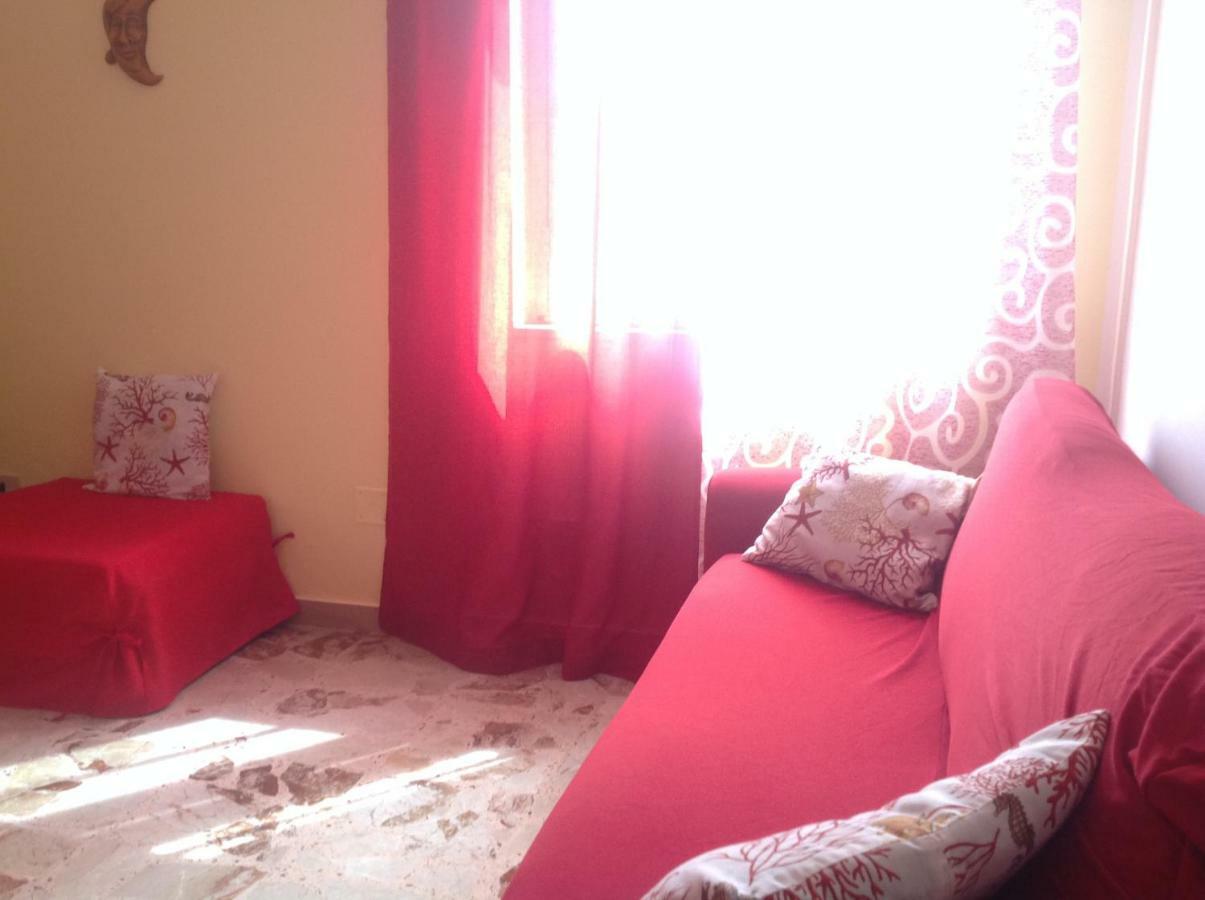 Bed&Breakfast La Casetta SantʼAlessio Siculo Eksteriør bilde