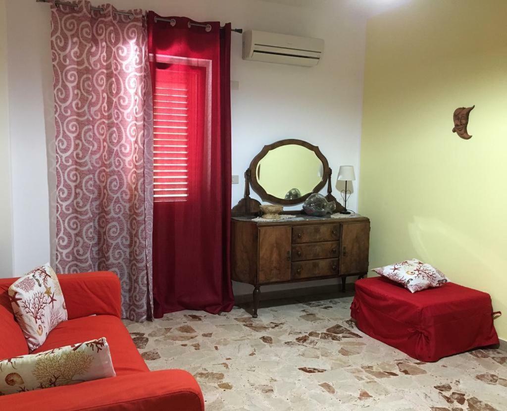 Bed&Breakfast La Casetta SantʼAlessio Siculo Eksteriør bilde